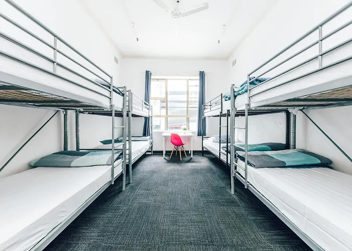 Maze Backpackers - Sydney Hostel